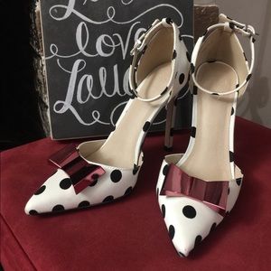 👠 ASOS Polka Dot Pumps 👠